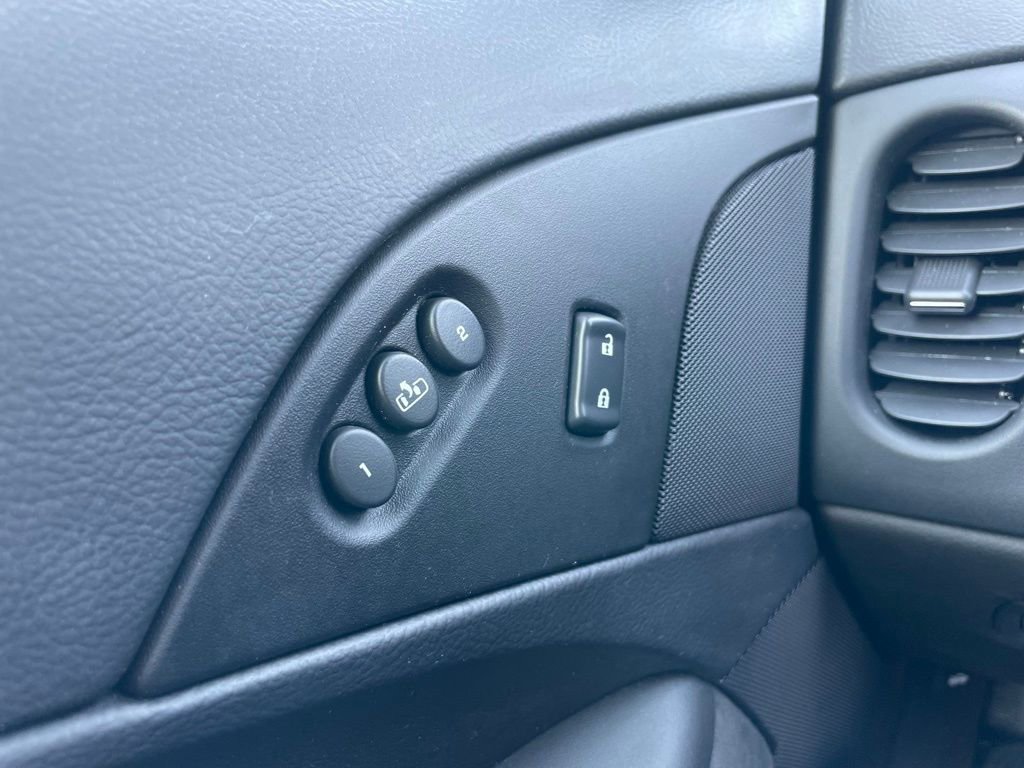 Used 2012 Chevrolet Corvette Grand Sport w/ 3LT Preferred Equipment Group image 23