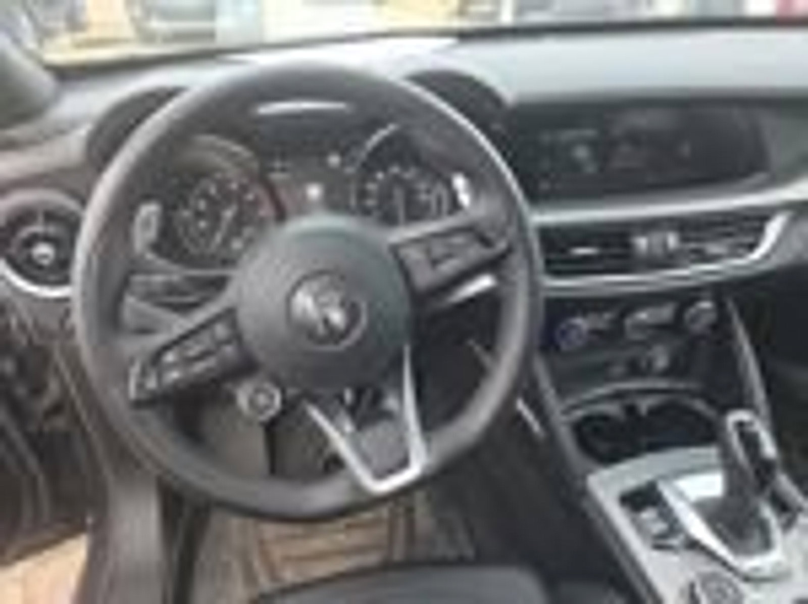 Used 2023 Alfa Romeo Stelvio Veloce image 14