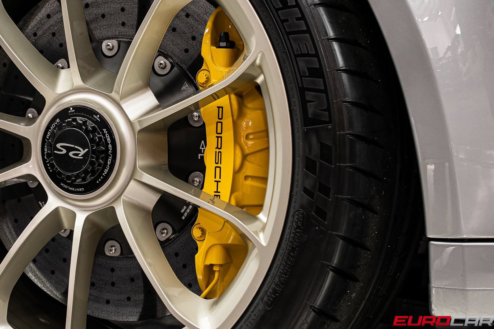 Used 2019 Porsche 911 GT2 RS RWD image 31