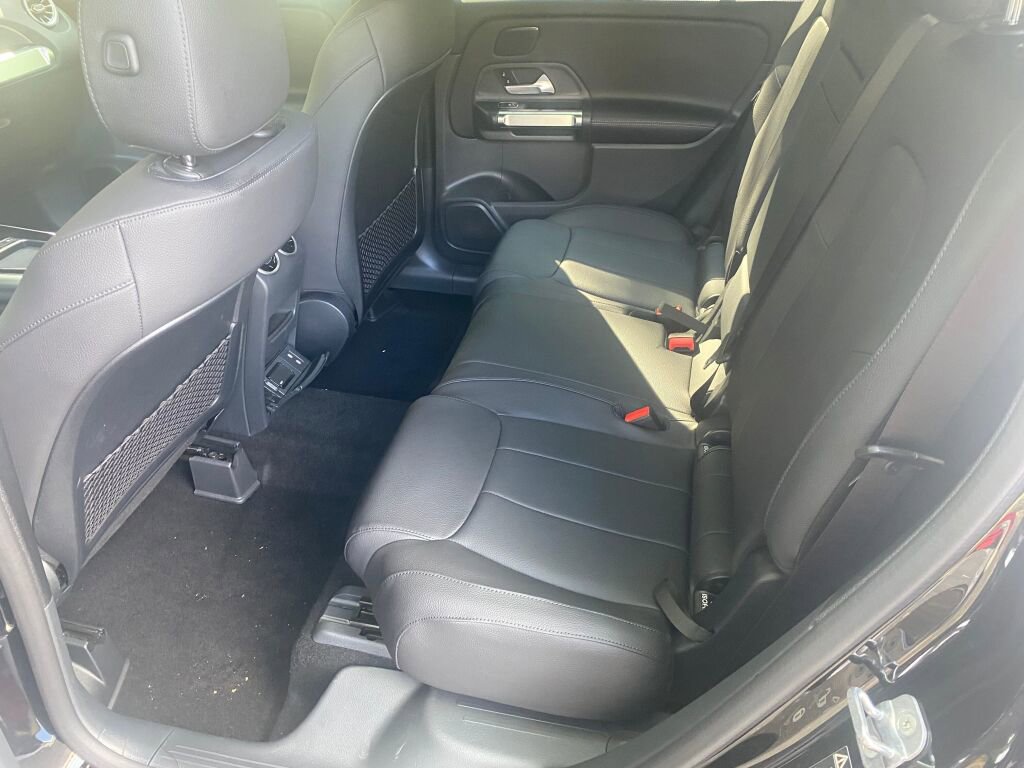 New 2026 Mercedes-Benz GLB 250 4MATIC image 17