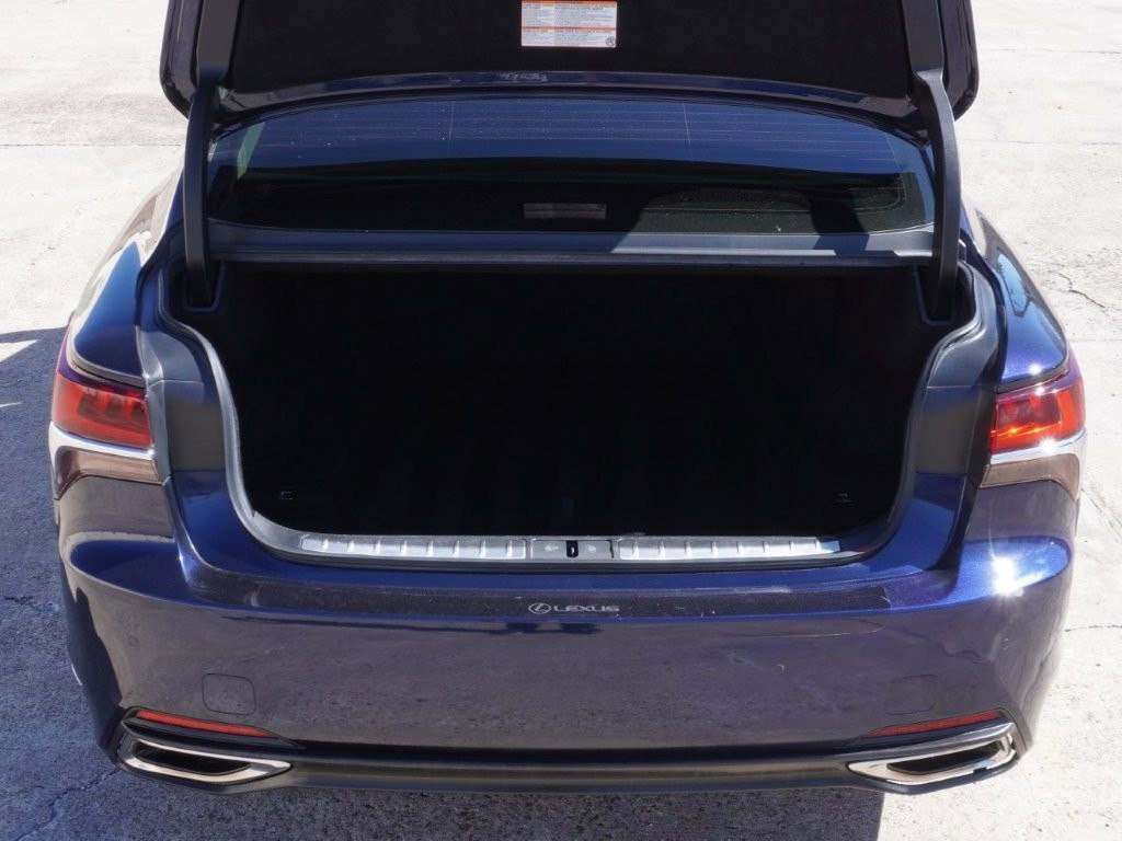 Used 2019 Lexus LS 500 image 6
