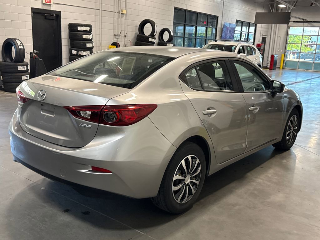 Used 2015 MAZDA MAZDA3 i Sport FWD image 4