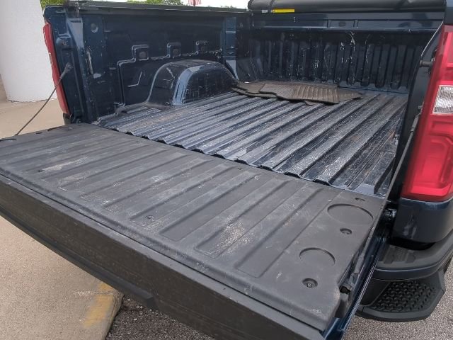 Used 2023 Chevrolet Silverado 1500 RST w/ Z71 Off-Road Package AWD/4WD image 12