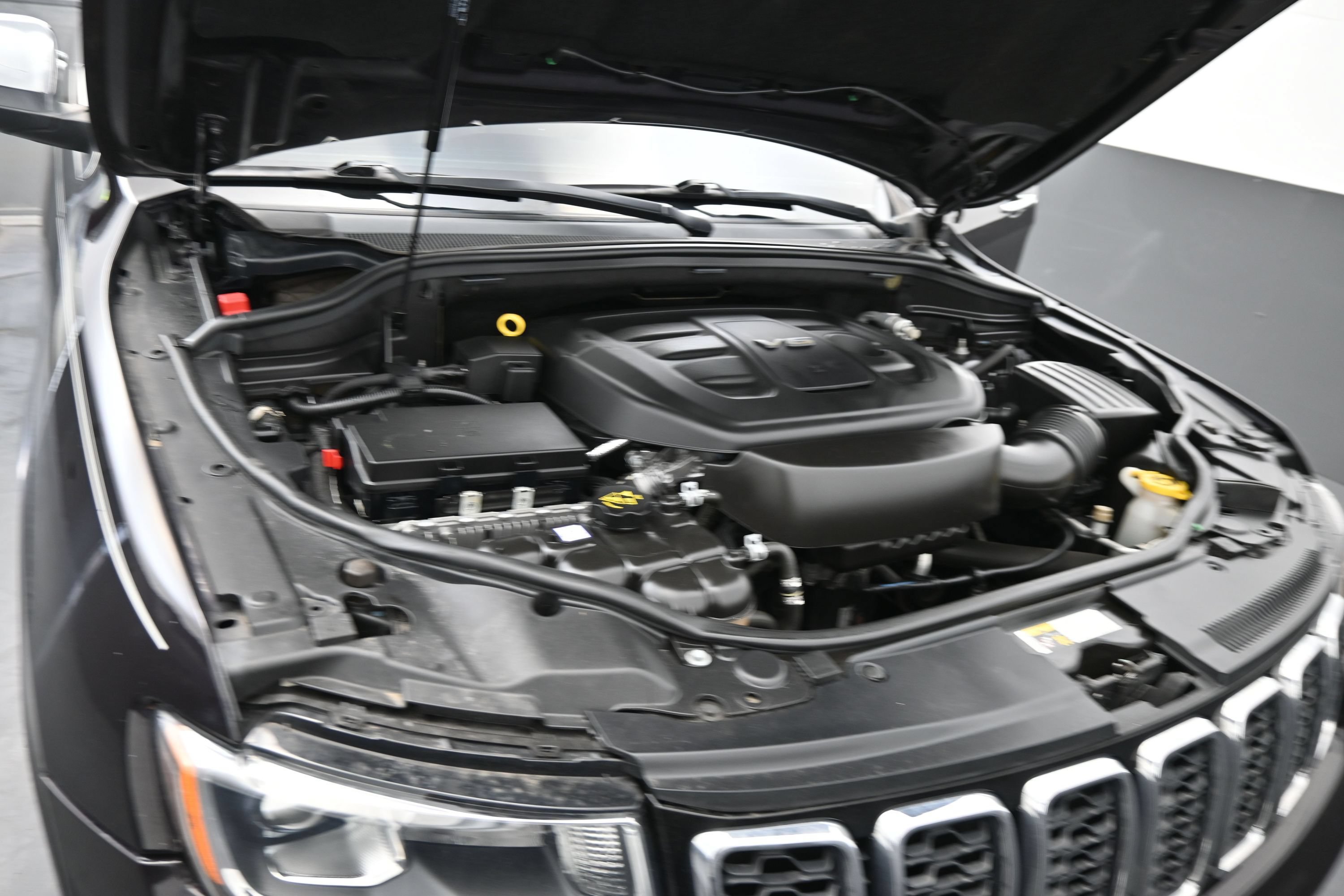 Used 2019 Jeep Grand Cherokee Limited RWD image 21
