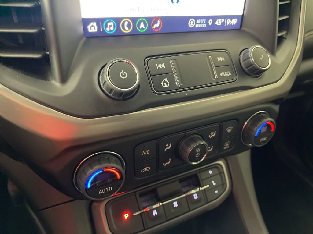 Used 2022 GMC Acadia AT4 w/ Technology Package image 33