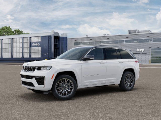 New 2027 Jeep Grand Cherokee Summit AWD/4WD image 3
