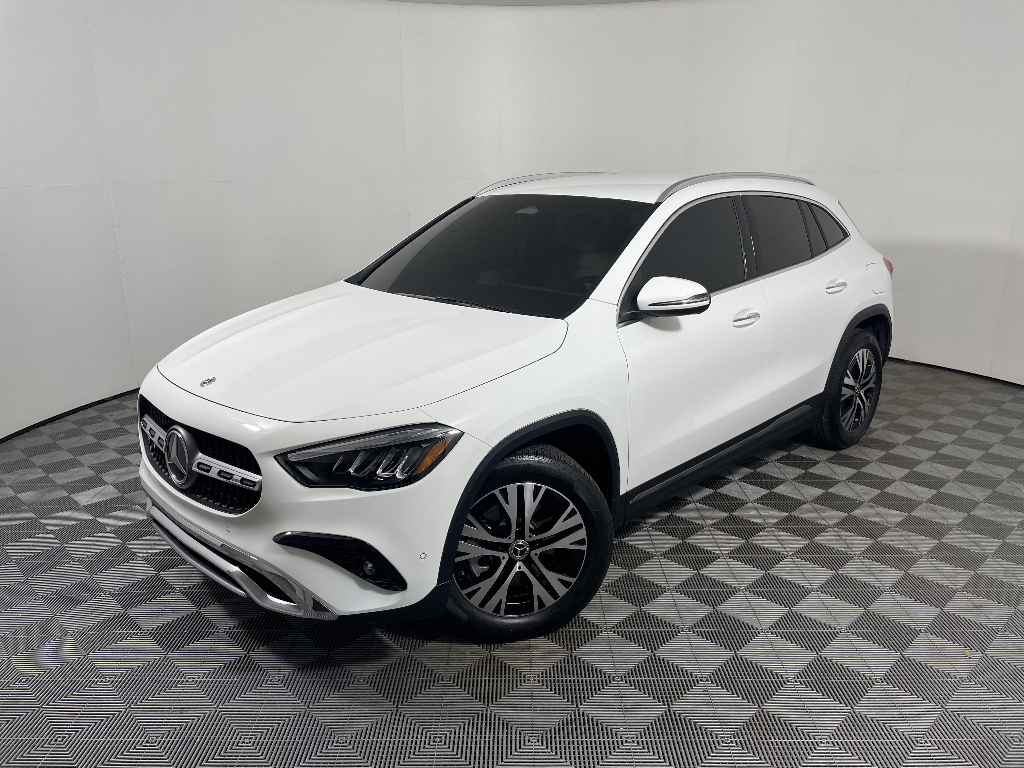 Used 2025 Mercedes-Benz GLA 250