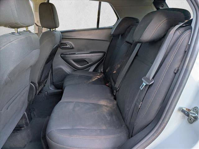 Used 2019 Chevrolet Trax LS w/ Tint and Cruise Package image 17