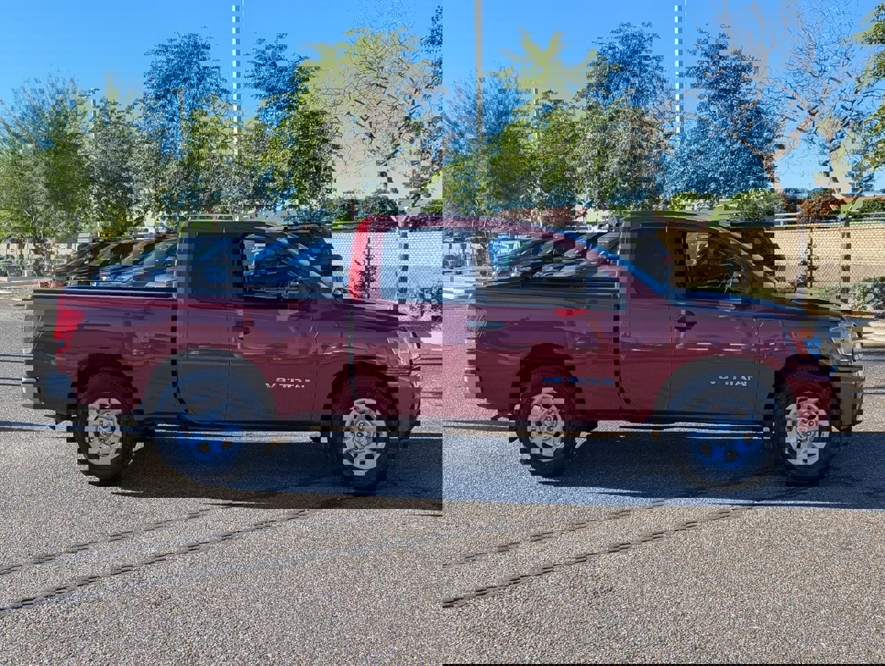 Used 2015 Nissan Titan S image 7