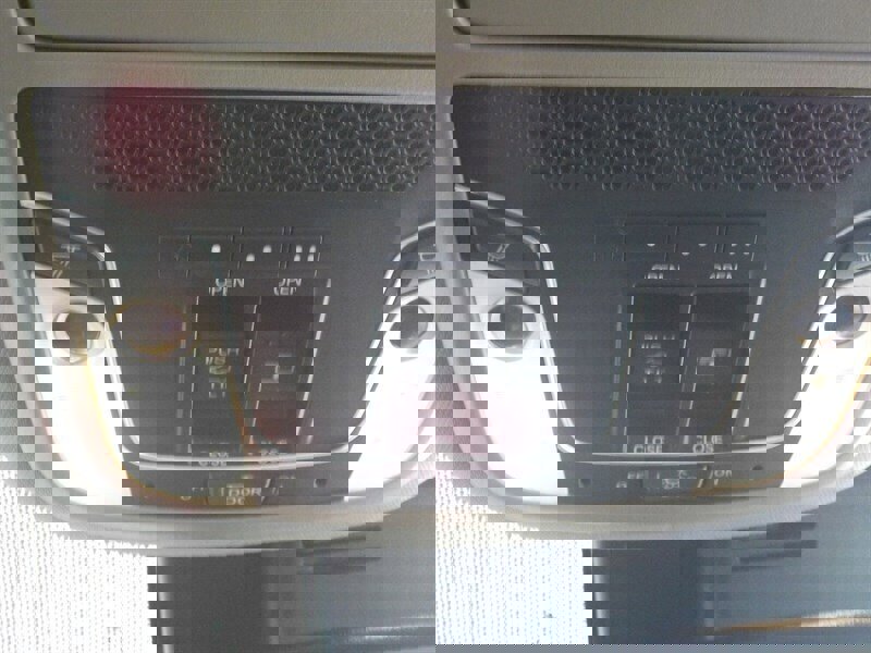 Used 2016 Honda Pilot Elite image 30