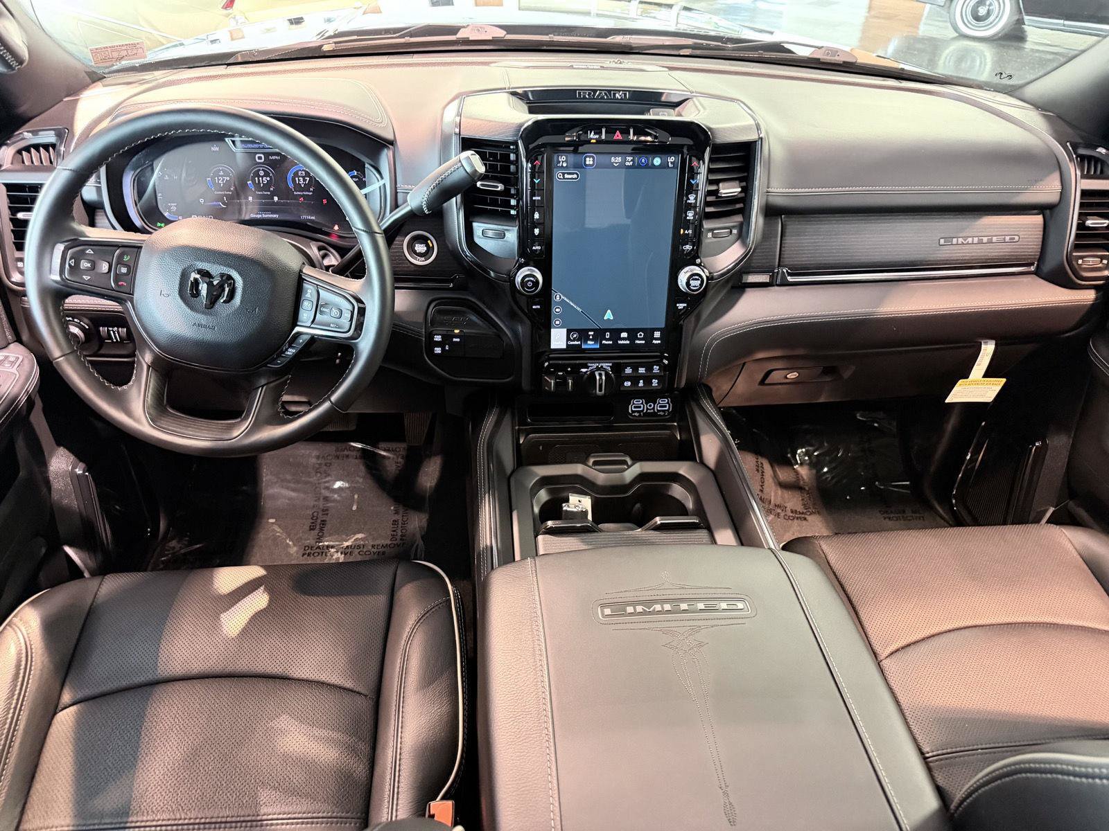 Used 2024 RAM 3500 Limited AWD/4WD image 42