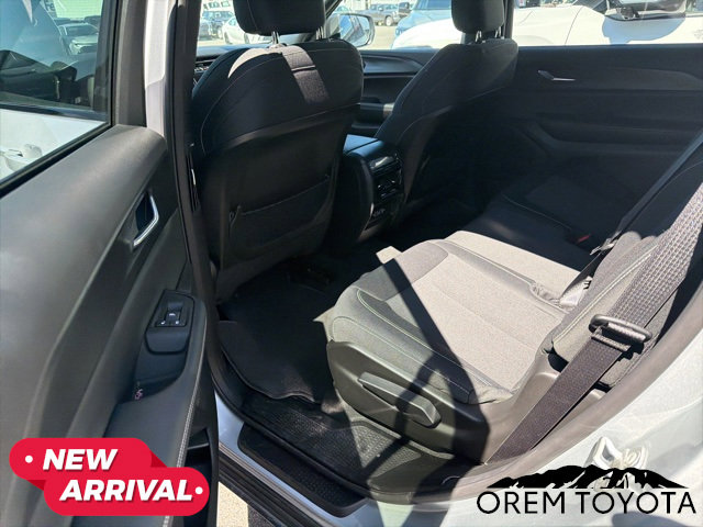 Used 2025 Jeep Grand Cherokee L Laredo w/ Trailer Tow Package image 19