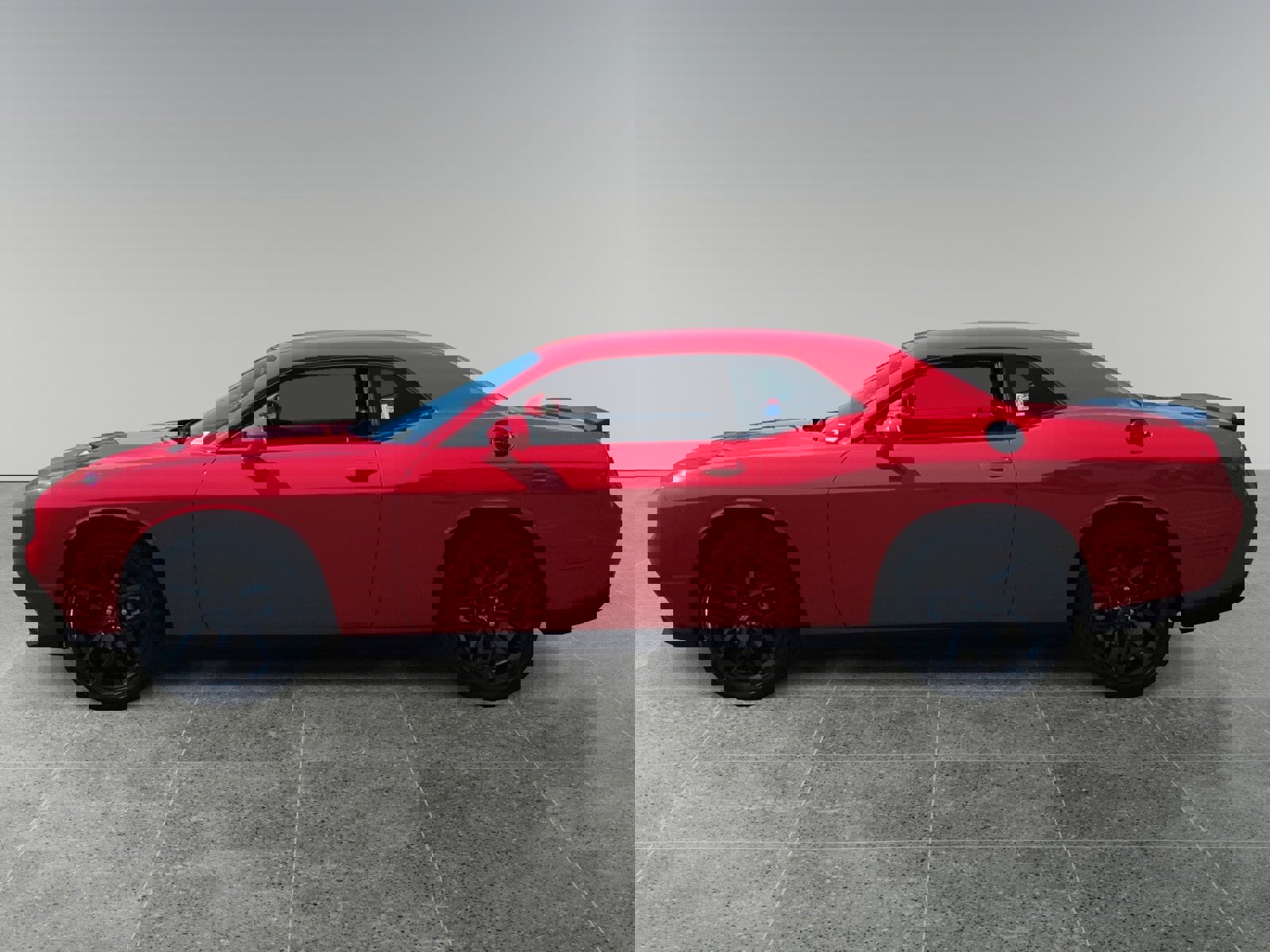 Used 2022 Dodge Challenger SXT w/ Blacktop Package image 2