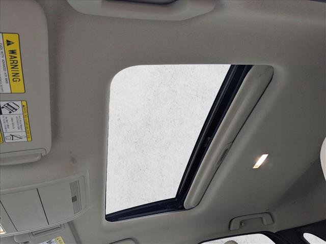 Used 2022 MAZDA CX-30 AWD 2.5 S w/ Premium Package image 16