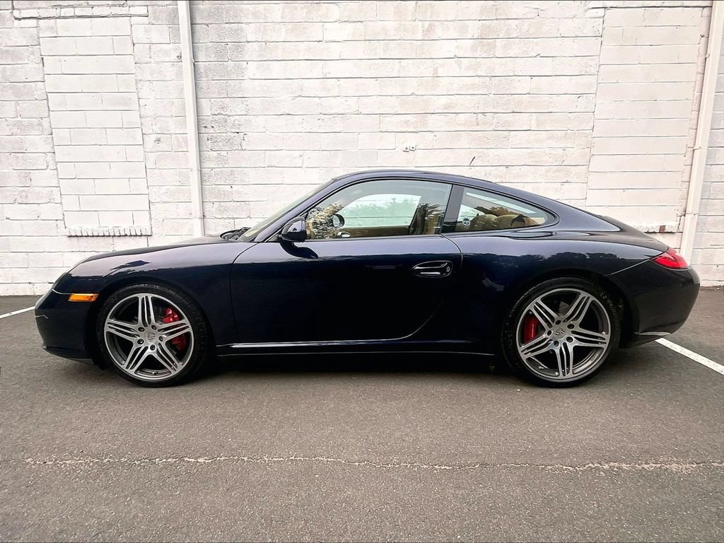 Used 2010 Porsche 911 Carrera 4S AWD/4WD image 2