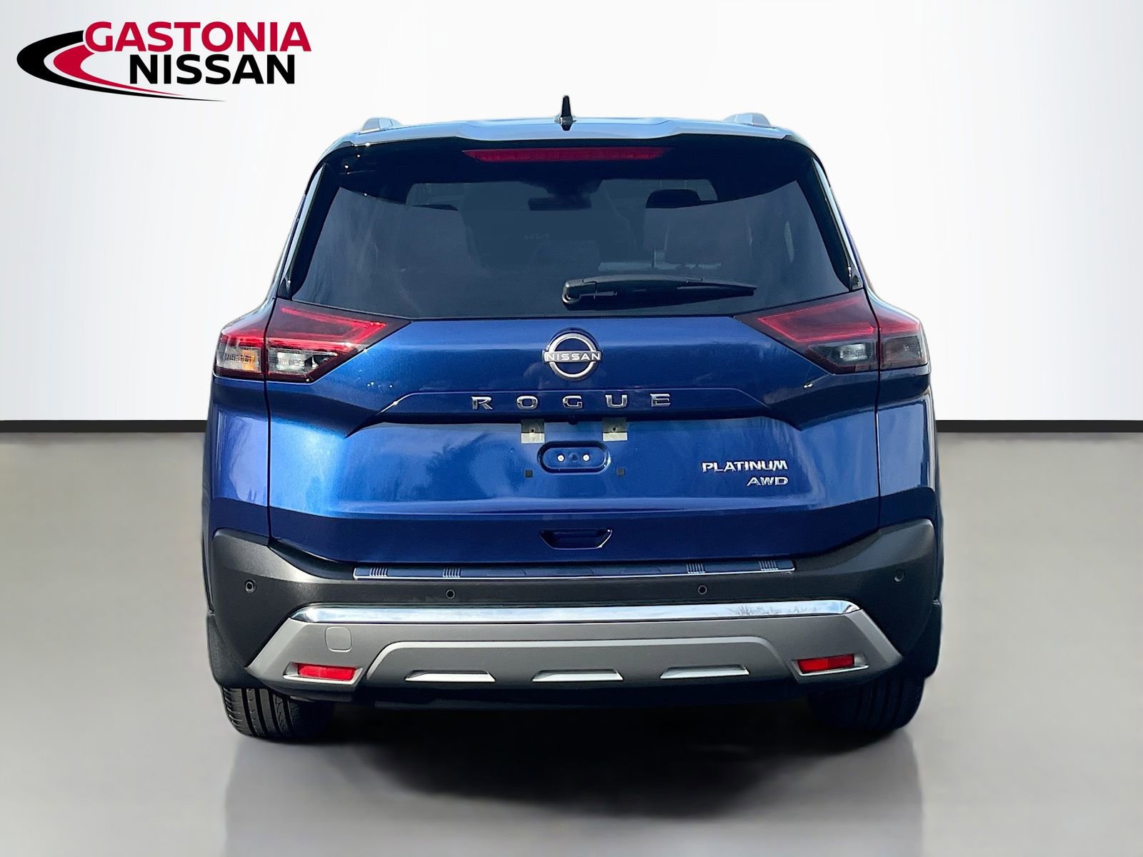 Used 2023 Nissan Rogue Platinum image 7