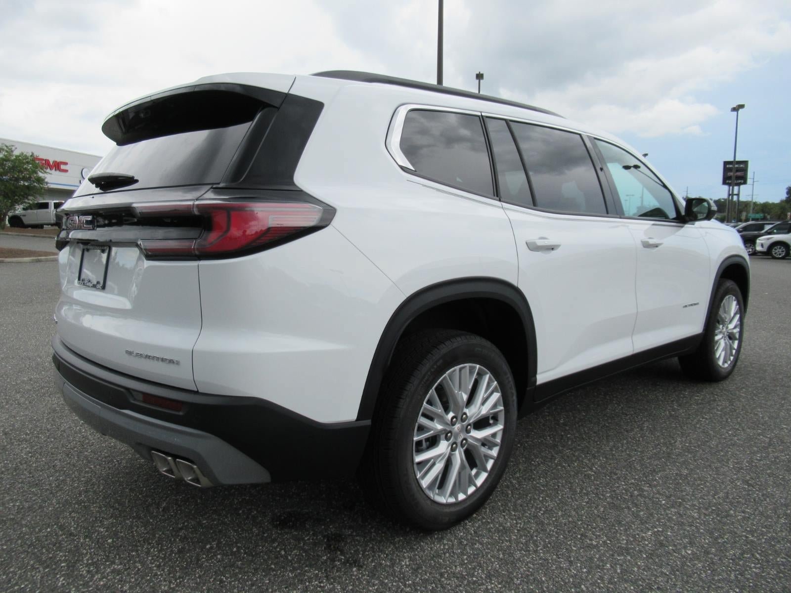 New 2027 GMC Acadia Elevation w/ Elevation Premium Package FWD image 7