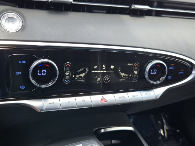 Certified 2023 Genesis GV70 2.5T w/ Sport Prestige Package AWD/4WD image 18