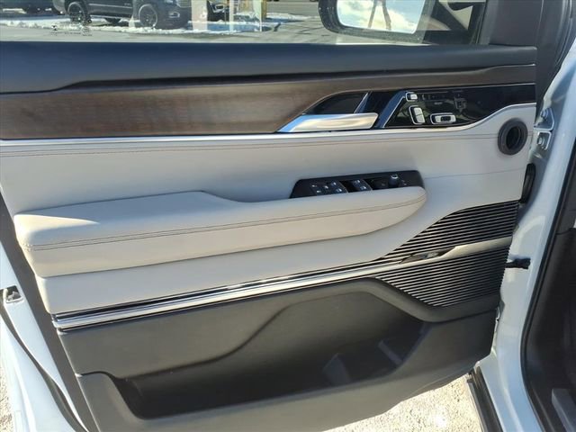 Used 2022 Jeep Grand Wagoneer Series I image 9