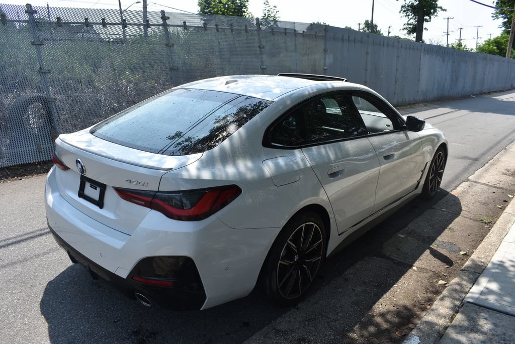 Used 2025 BMW 430i w/ M Sport Package RWD image 5