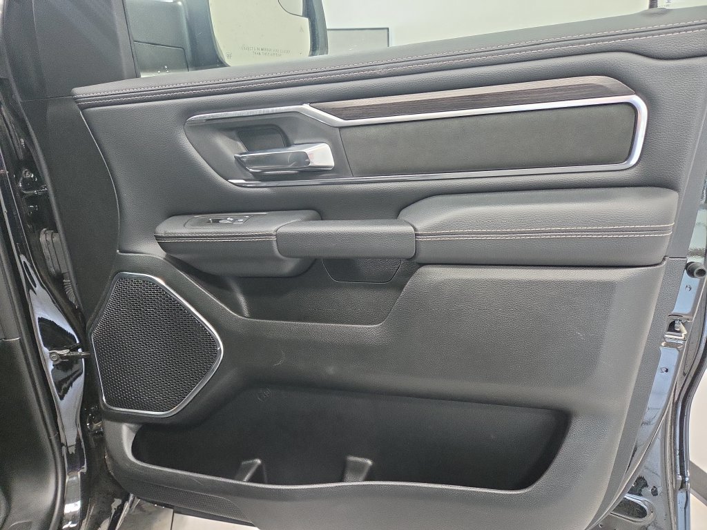 Used 2026 RAM 1500 Laramie AWD/4WD image 21