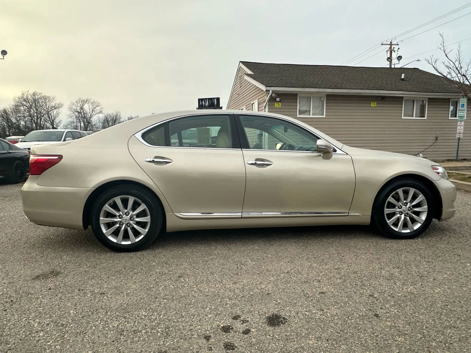 Used 2012 Lexus LS 460 AWD image 7