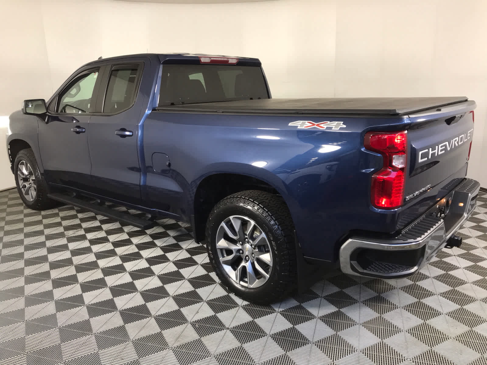 Used 2022 Chevrolet Silverado 1500 LT image 15