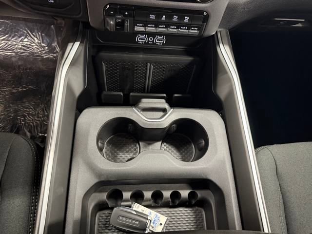 New 2025 RAM 2500 Big Horn image 38