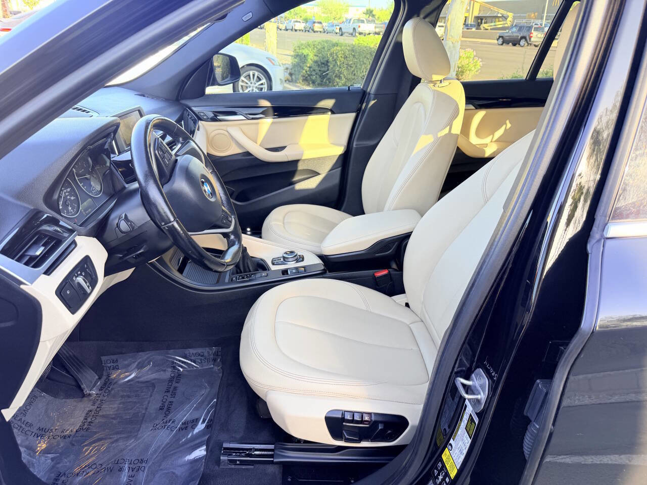 Used 2017 BMW X1 xDrive28i AWD/4WD image 10