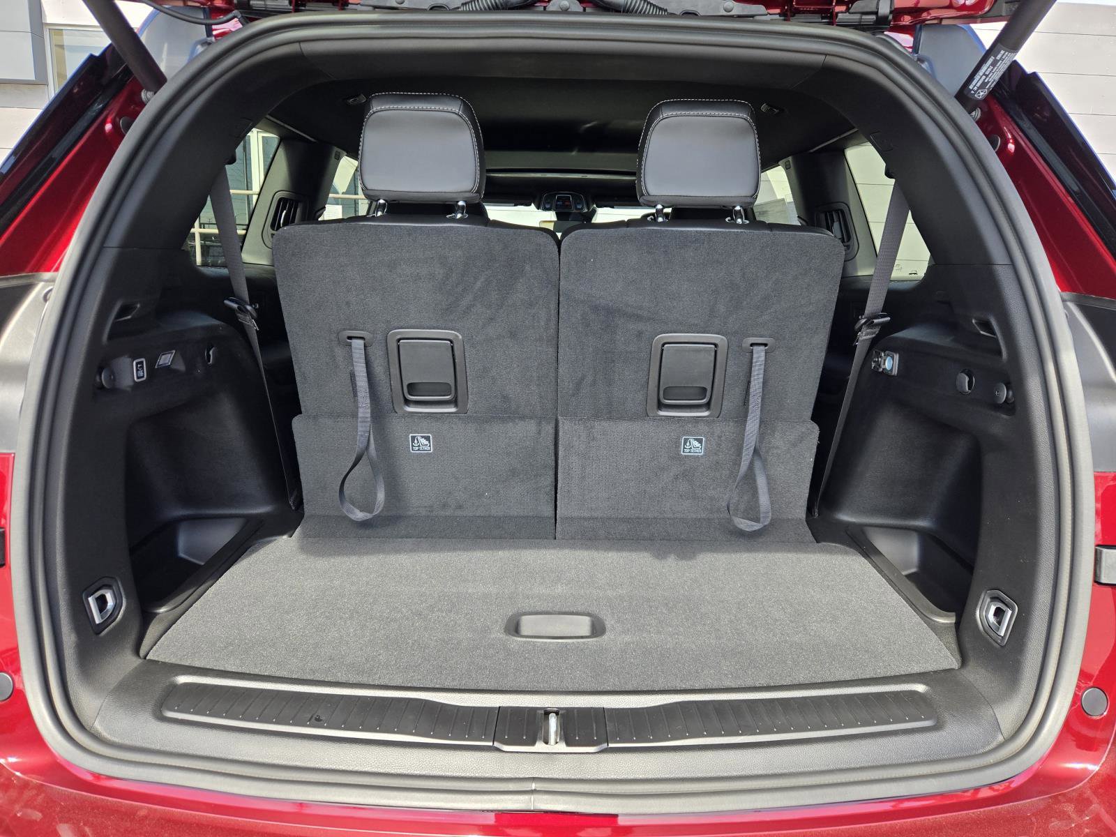 New 2025 Jeep Grand Cherokee L Altitude image 30