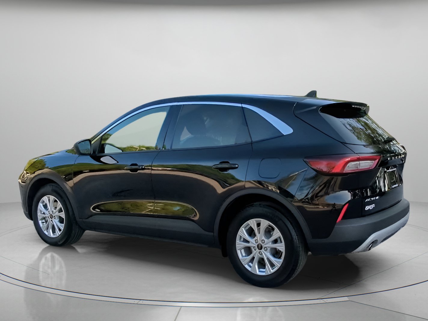 Certified 2024 Ford Escape Active FWD image 19