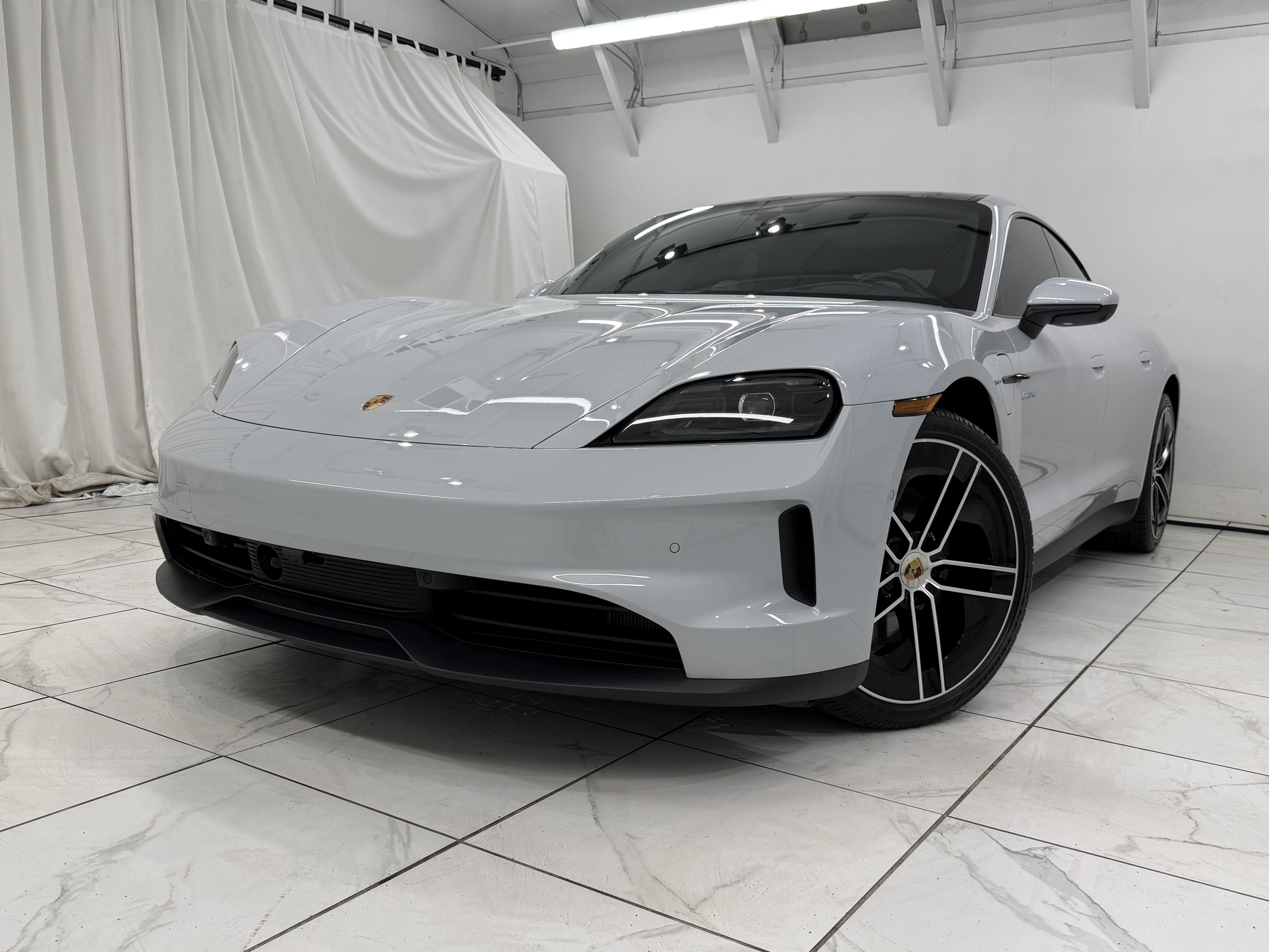 Certified 2025 Porsche Taycan RWD image 8