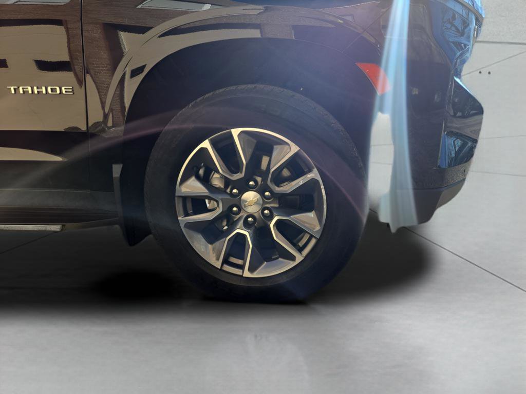 Used 2023 Chevrolet Tahoe LT w/ LT Signature Package image 2