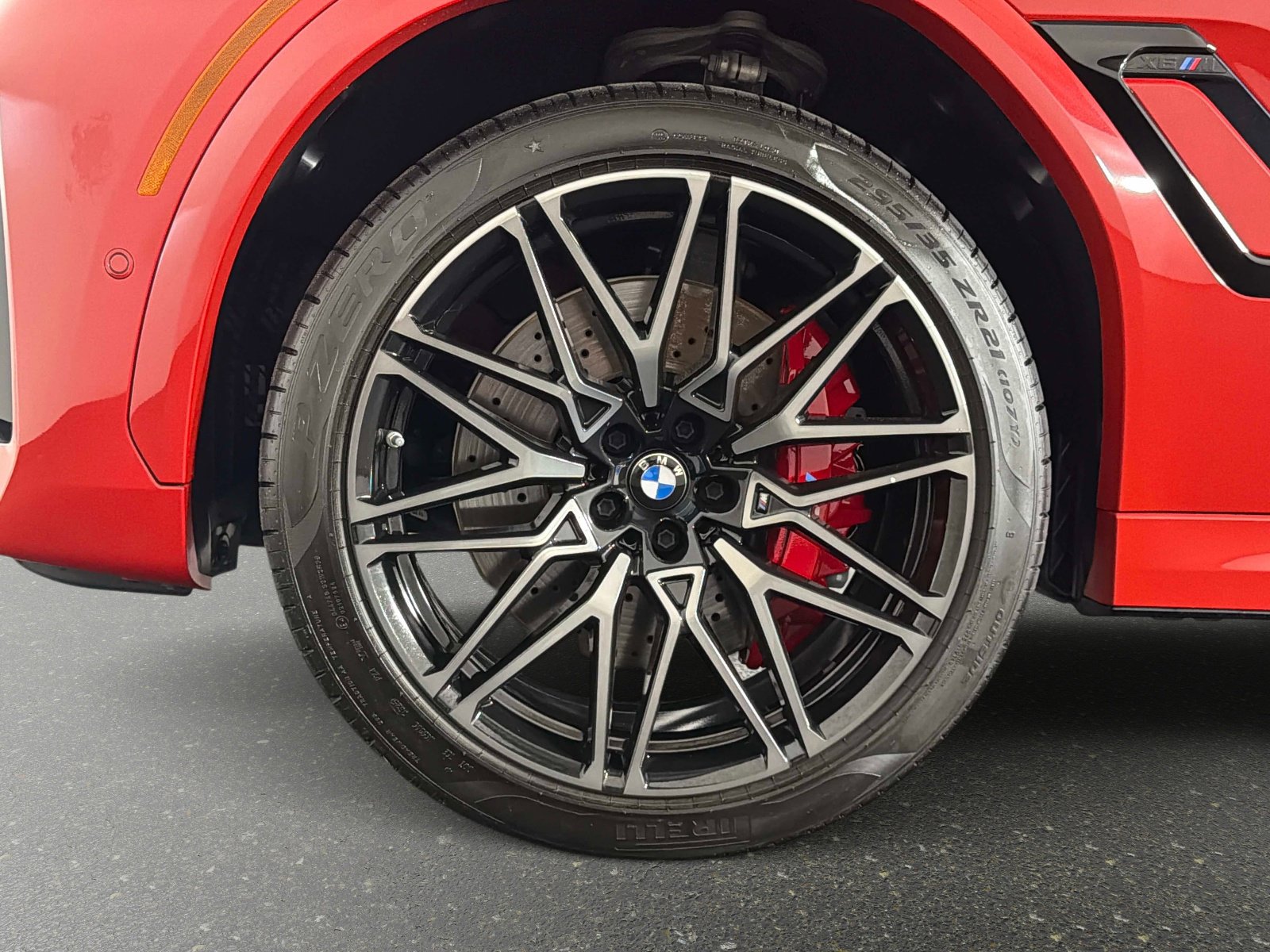 Used 2025 BMW X6 M Competition w/ Executive Package AWD/4WD image 19