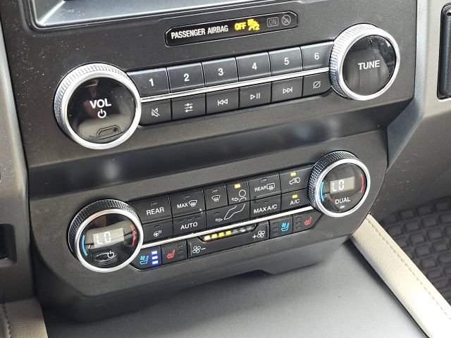 Used 2020 Ford Expedition XLT w/ Equipment Group 202A RWD image 36