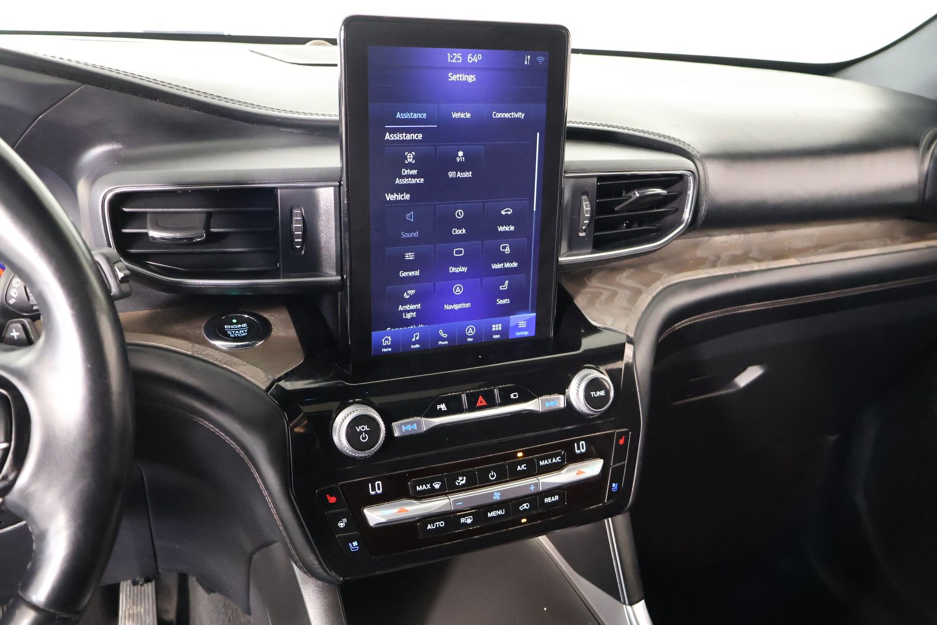 Used 2021 Ford Explorer Platinum w/ Equipment Group 601A image 5