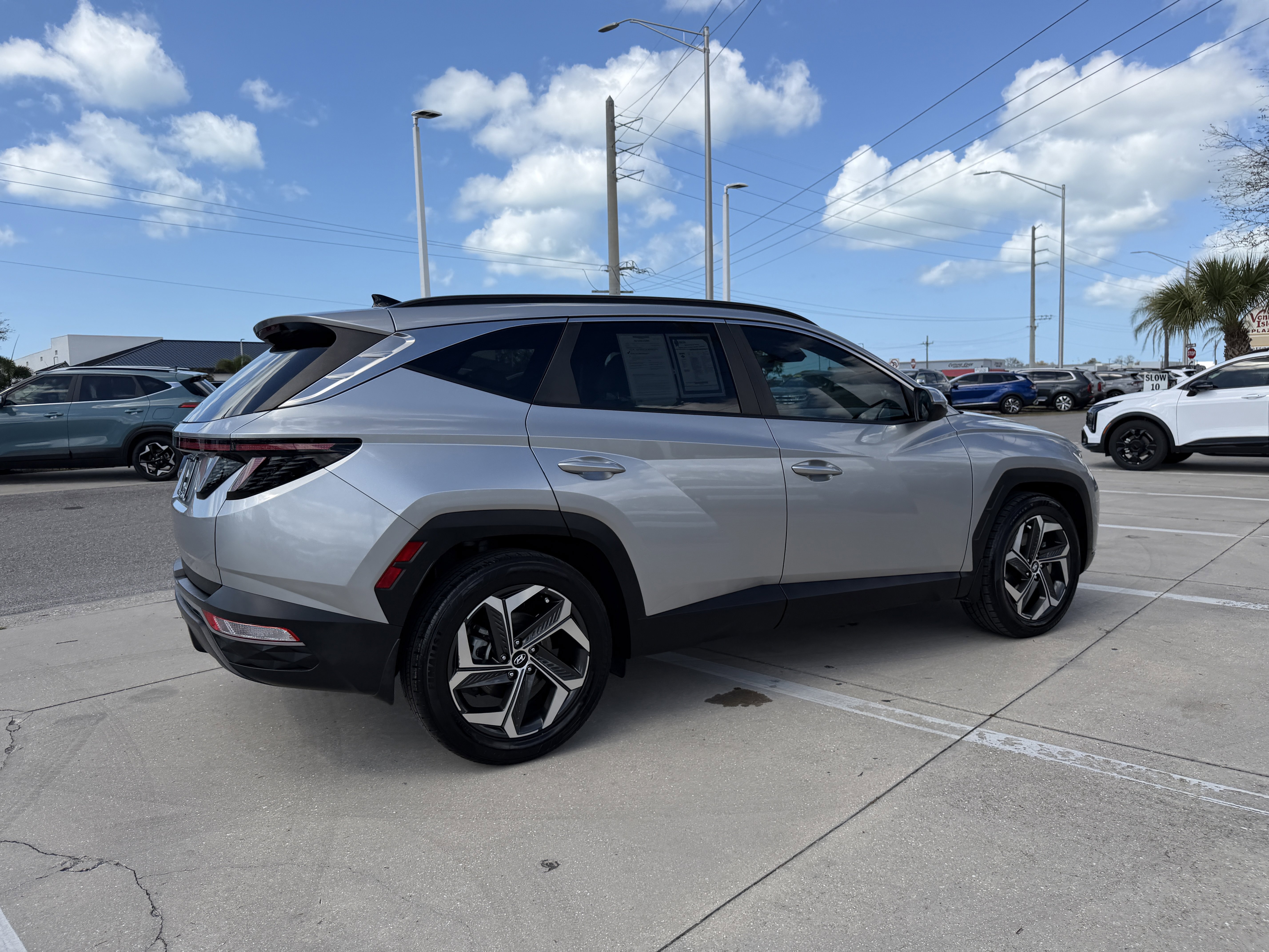 Used 2023 Hyundai Tucson SEL w/ Convenience Package image 4