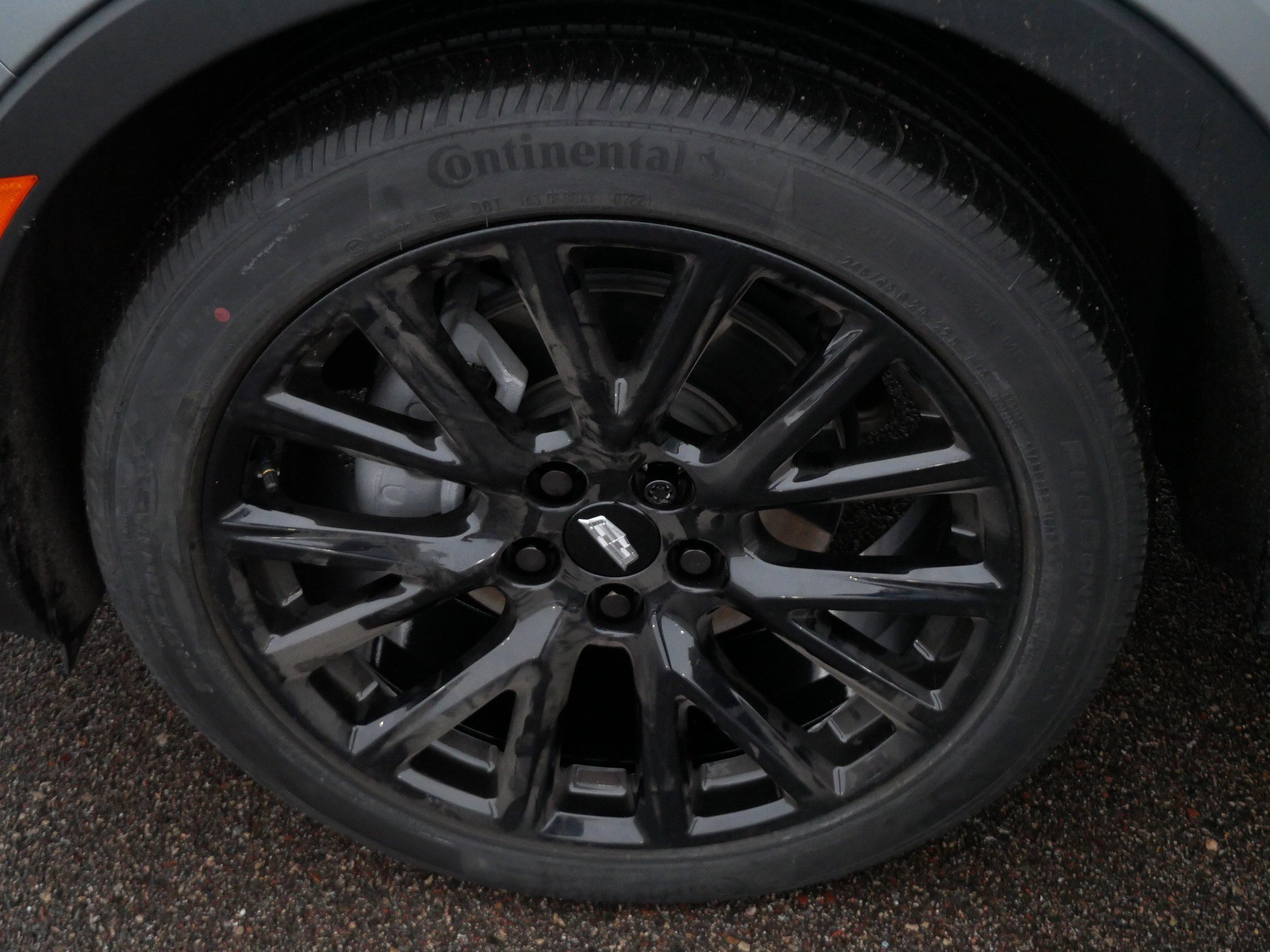 Used 2025 Cadillac XT4 Premium Luxury image 15