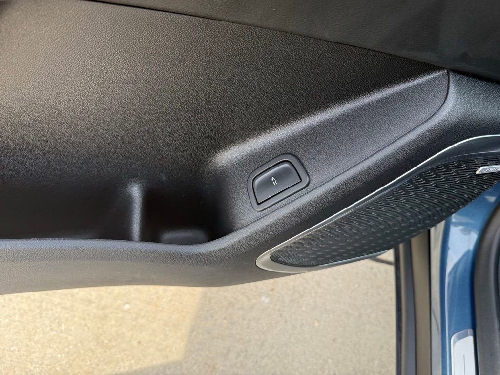 Used 2025 Buick Enclave Preferred w/ LPO, All-Weather Package image 28