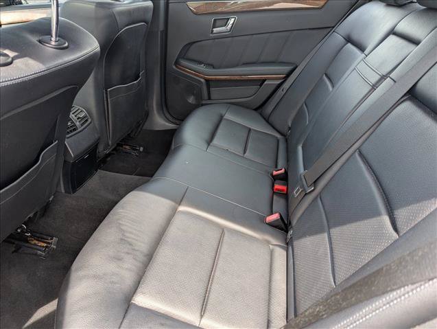 Used 2011 Mercedes-Benz E 350 BlueTEC Sedan image 26