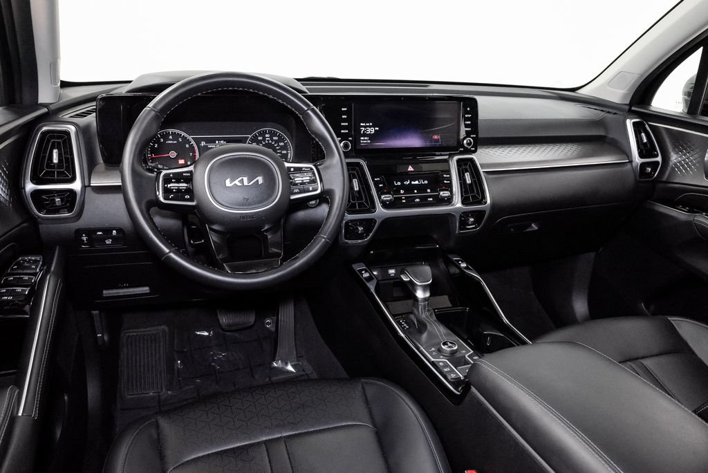 Used 2022 Kia Sorento SX AWD/4WD image 9