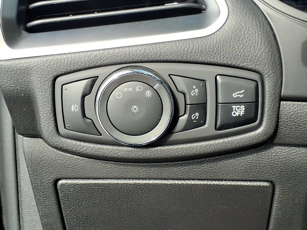 Certified 2024 Ford Edge SEL w/ Convenience Package AWD/4WD image 19