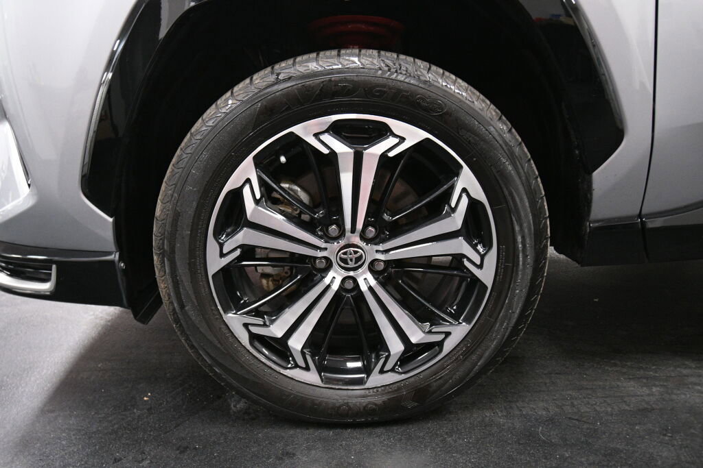 Used 2022 Toyota RAV4 XSE image 12