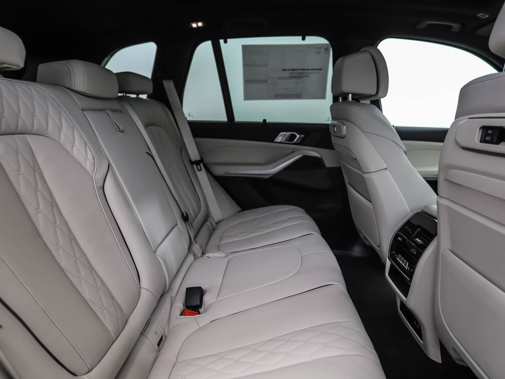 New 2026 BMW X5 M60i image 26