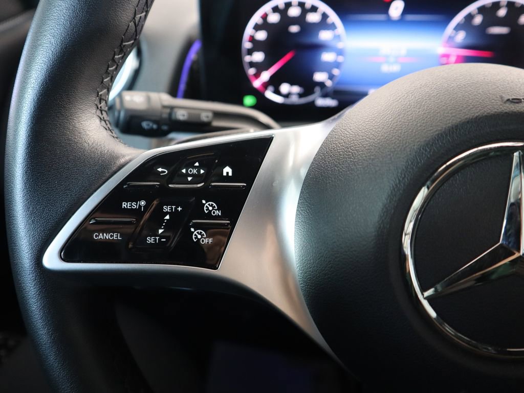 Certified 2024 Mercedes-Benz GLB 250 GLB 250 image 11