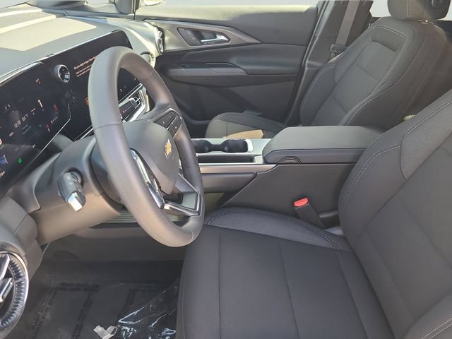 New 2026 Chevrolet Equinox EV LT w/ LPO, Blackout Package image 21