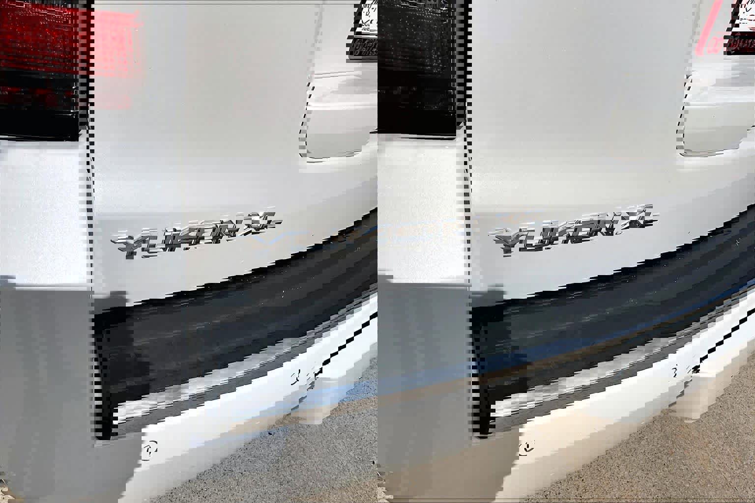 Used 2017 GMC Yukon XL Denali w/ Open Road Package image 31