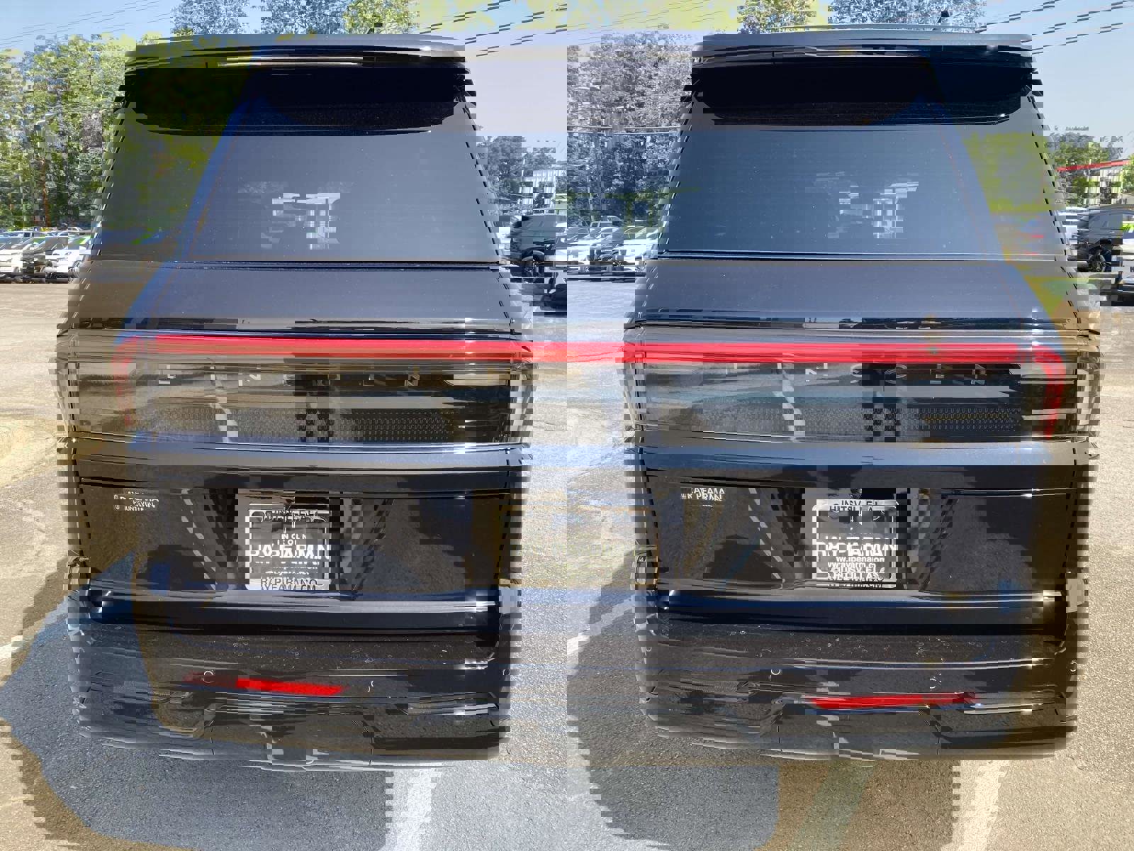 New 2025 Lincoln Navigator L Reserve image 6