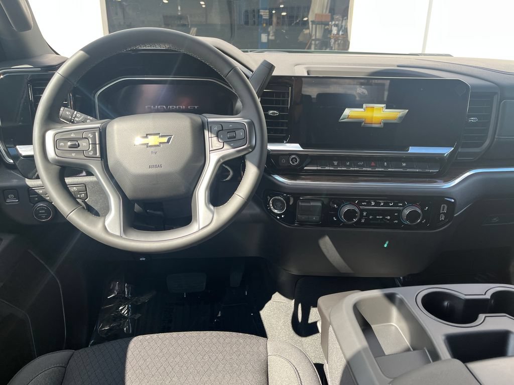 New 2026 Chevrolet Silverado 2500 LT w/ Convenience Package AWD/4WD image 12