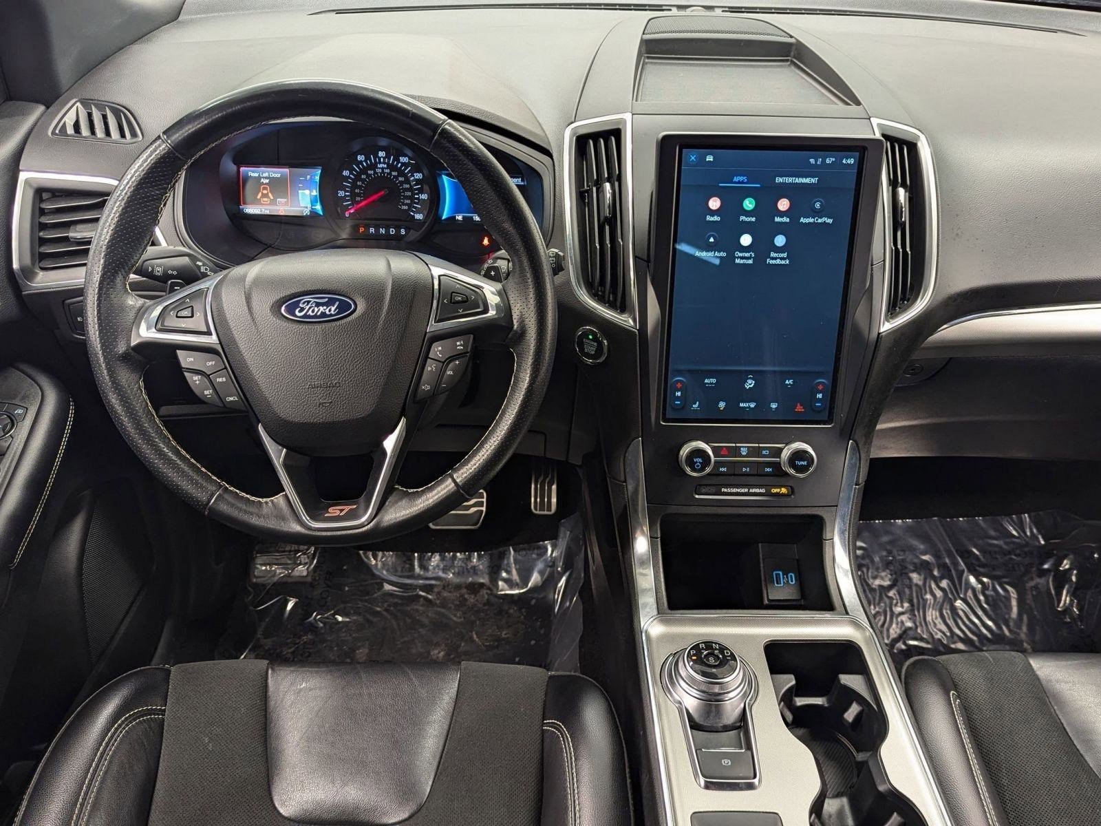 Used 2022 Ford Edge ST image 23